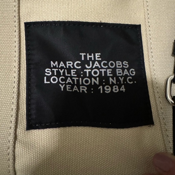 Marc Jacobs canvas medium tote bag - Picture 3 of 9